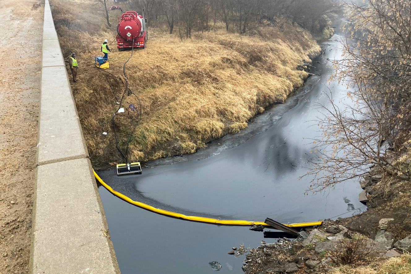 Kansas oil spill is largest in Keystone history