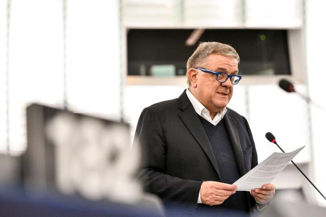 Pier Antonio Panzeri, alors eurodéputé, s’exprime au Parlement européen réuni en session plénière, le 26 mars 2019, à Strasbourg.