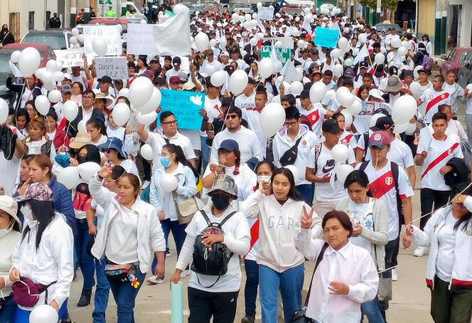 Marche pour la paix à Huancayo, au Pérou, le 16 décembre 2022.