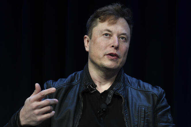 Le patron de Tesla et SpaceX, Elon Musk, est perçu comme un libérateur pour de nombreux comptes conspirationnistes, depuis qu’il a libéré la parole des plus radicaux sur Twitter.