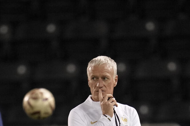The coach of the French men's football team, Didier Deschamps, during a training session for the Blues at the Jassim-Ben-Hamad stadium, in Doha, during the World Cup in Qatar, December 16, 2022.