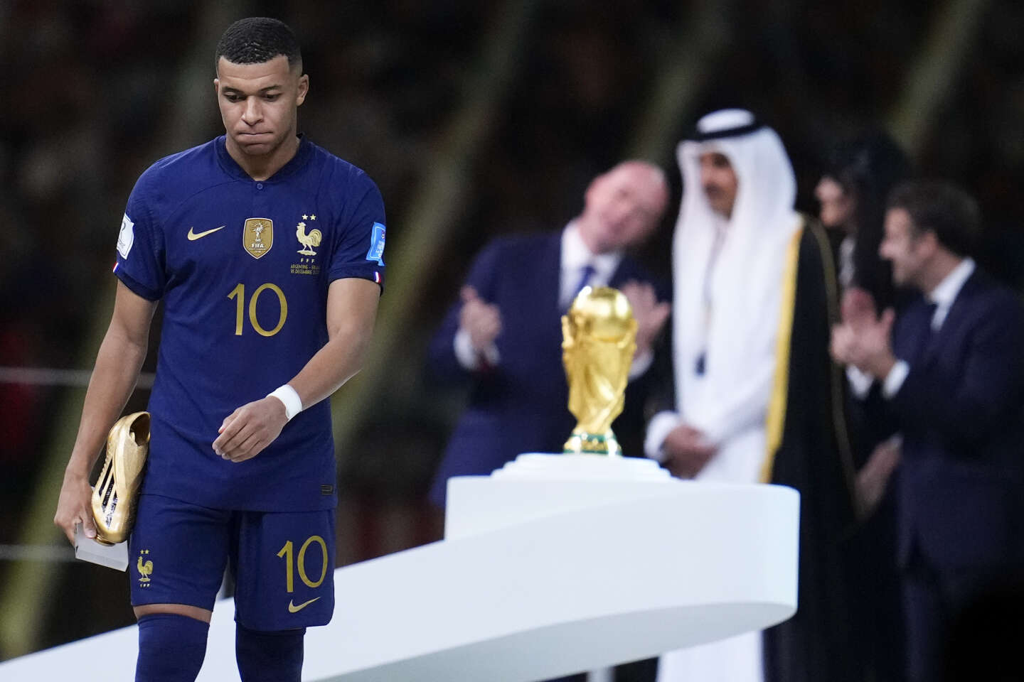 Photo : Kylian Mbappé - Remise du trophée de la Coupe du Monde