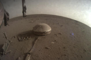 La sonde InSight s’éteint après quatre ans à écouter les entrailles de Mars