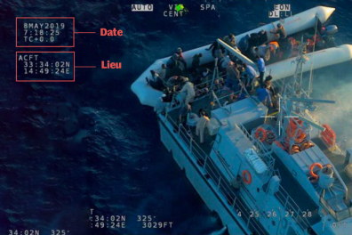 « Le Monde » a identifié l’origine de sept images aériennes publiées par les gardes-côtes libyens sur leurs pages Facebook. Elles ont été réalisées par des appareils de surveillance de Frontex, et démontrent comment les activités de l’agence européenne facilitent des interceptions illicites par les Libyens en Méditerranée.