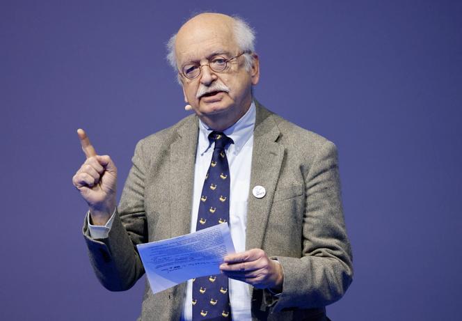 L’écrivain français et membre de l’Académie française Erik Orsenna, à Brest (Finistère), le 11 février 2022.