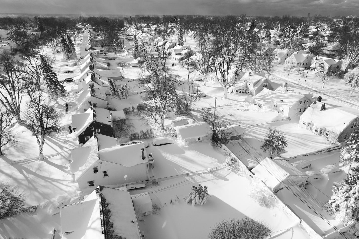 Death toll reaches 34 as monster storm continues to ravage the US