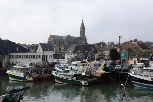 En face du domicile de Pierre-Marie Vicquelin, ancien pêcheur de 90 ans, à Port-en-Bessin-Huppain (Calvados), le 7 décembre 2022.