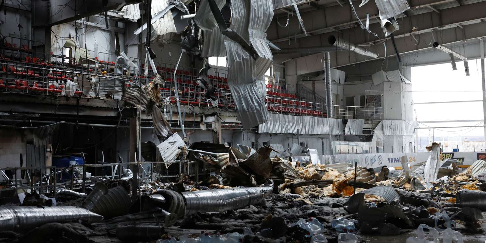 Une patinoire détruite par un missile russe à Droujkivka, dans l’oblast de Donetsk, le 4 janvier 2023.