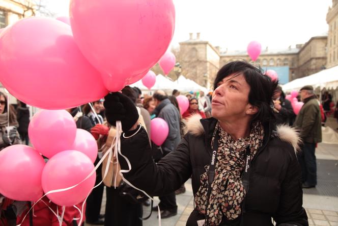 Jackie en el documental “#metoo chez les médecins”, dirigido por Julie Pichot y Xavier Deleu.