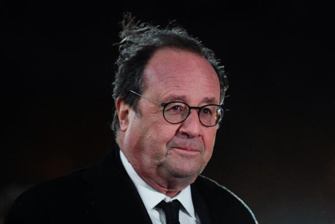 El expresidente francés François Hollande en una ceremonia conmemorativa del ataque de Hyper Cacher el lunes 9 de enero de 2023 en París. 
