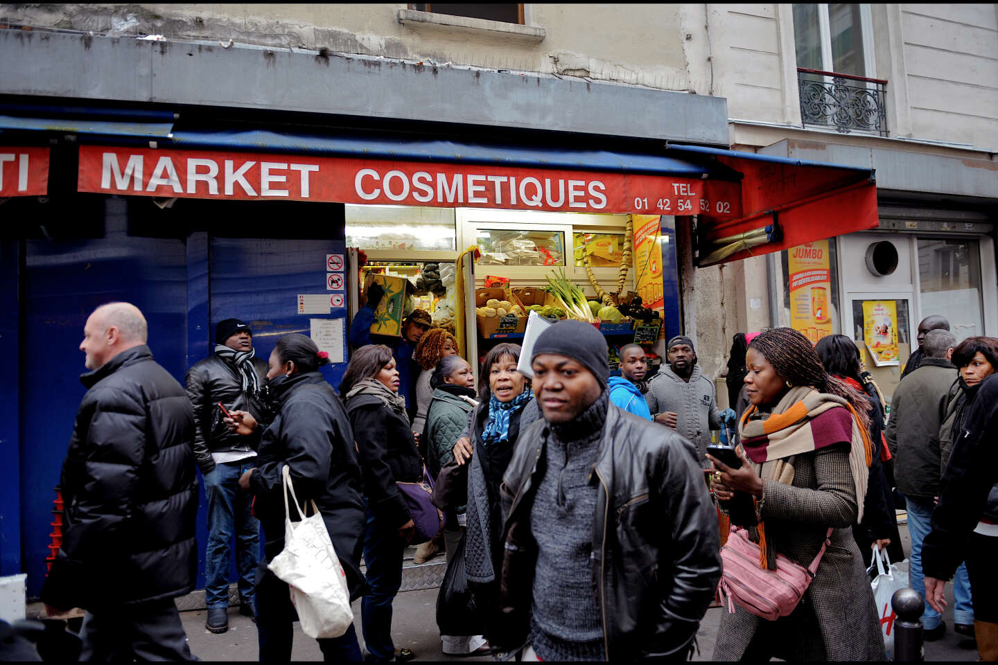 « Djinns », de Seynabou Sonko : combien de djinns peuvent-ils danser dans la tête d’une Parisienne noire ?