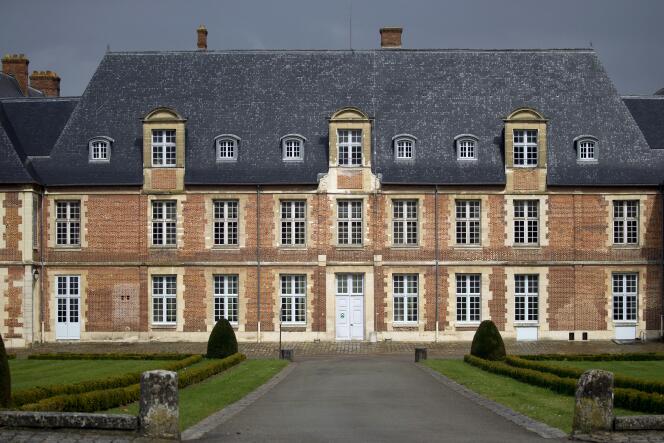 Le château de Grignon, en avril 2016. Situé dans la commune française de Thiverval-Grignon, dans les Yvelines, le château a abrité les étudiants de l’école AgroParisTech jusqu’à l’été 2022.