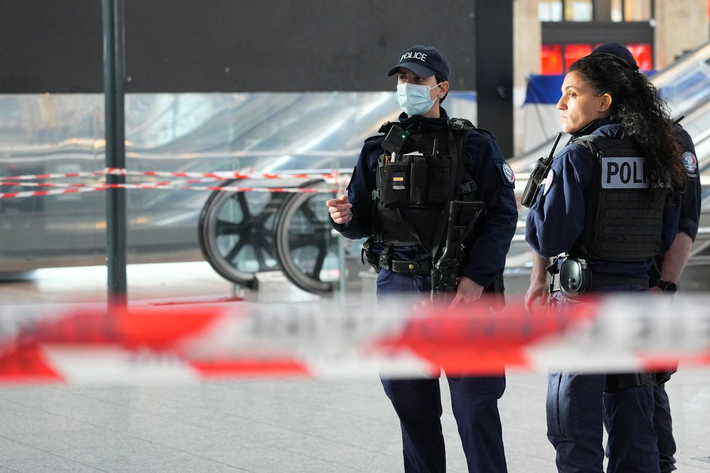 Paris train station stabbing suspect charged