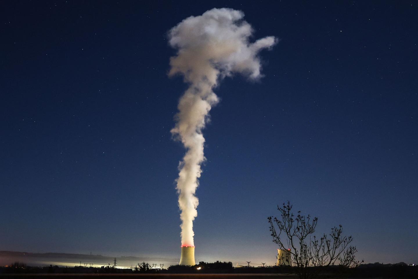 La flota nuclear francesa está recuperando energía y eliminando el espectro de los cortes de energía.