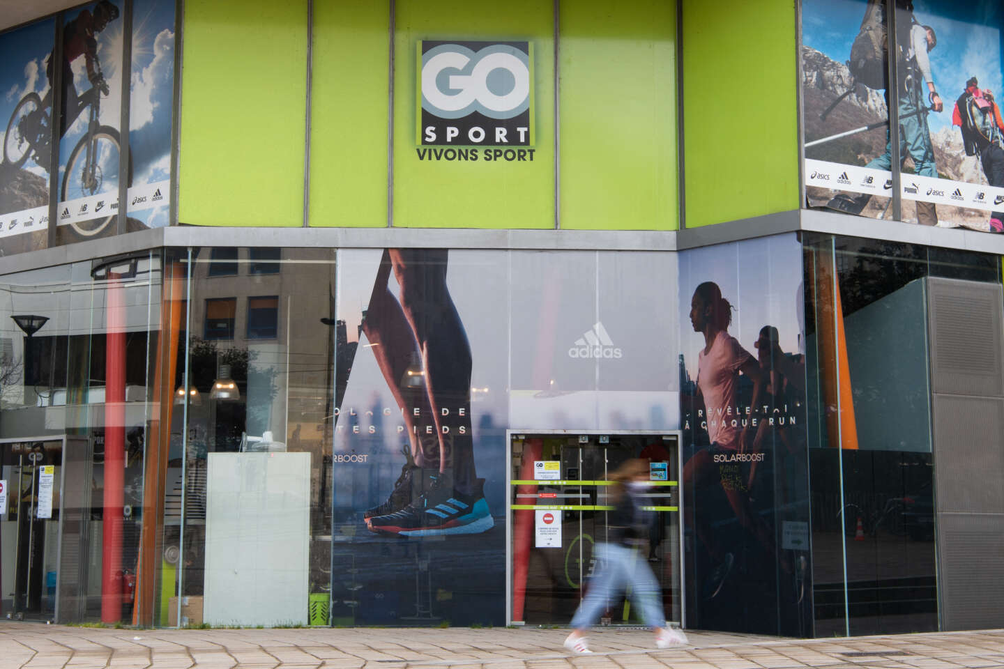 French retail chain Go Sport's future in doubt