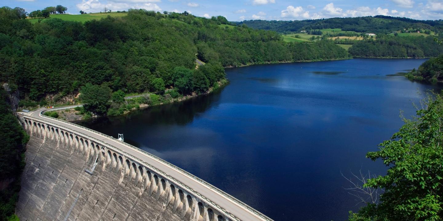 Hydroélectricité : une réforme pour relancer les investissements dans les barrages français
