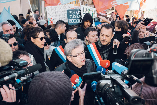 Jean-Luc Mélenchon, lors de la manifestation contre la réforme des retraites, à Marseille, le 19 janvier 2023.