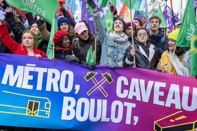 Left-wing youth organizations protest against the pension reform bill in Paris, January 21, 2023.