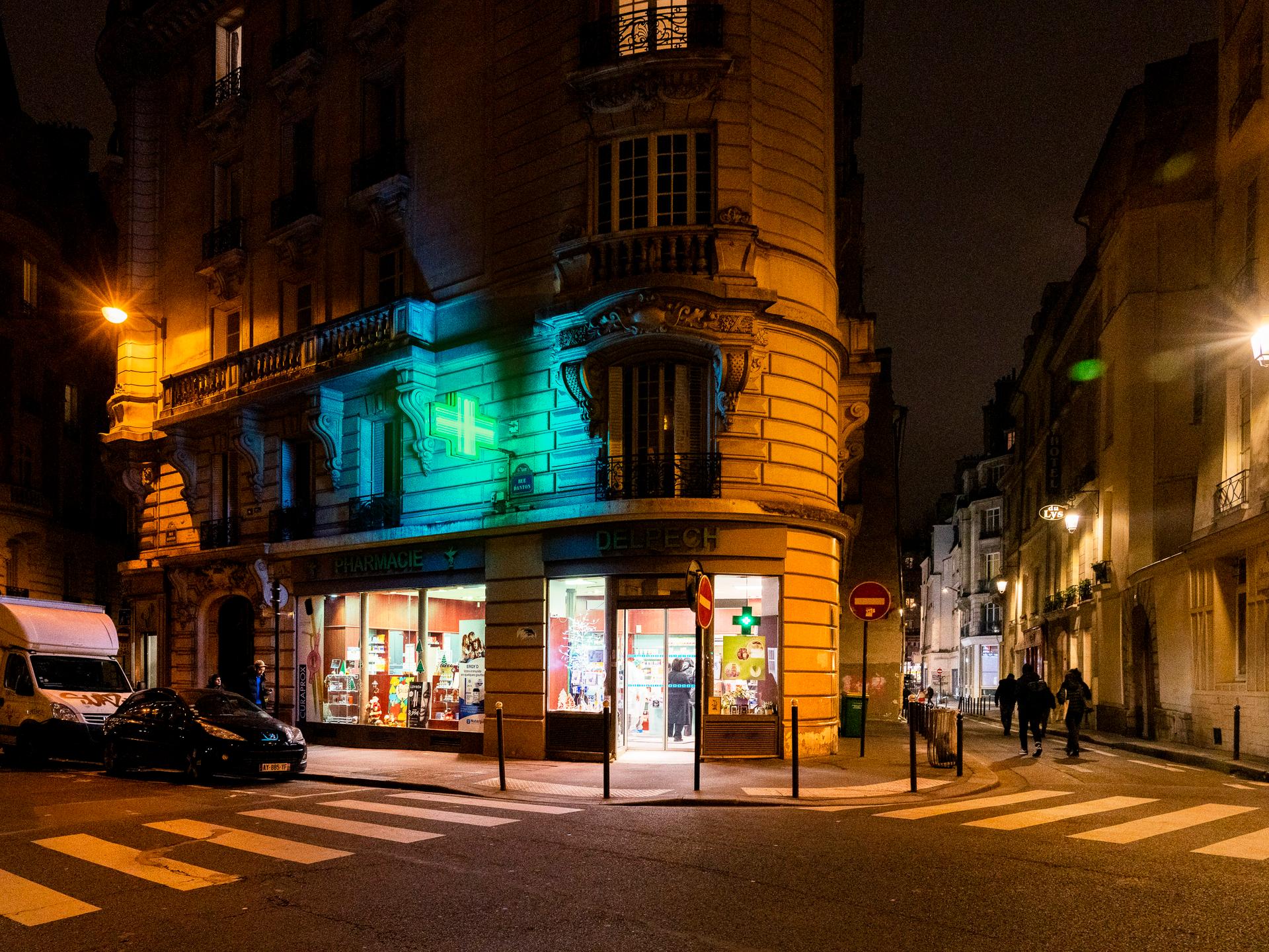 La farmacia Delpech, en el distrito 6 de París, el 13 de enero de 2023.
