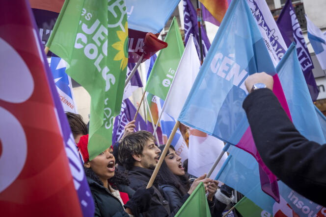 Manifestación ante la convocatoria de organizaciones juveniles contra la reforma de las pensiones, en París, 21 de enero de 2023.
