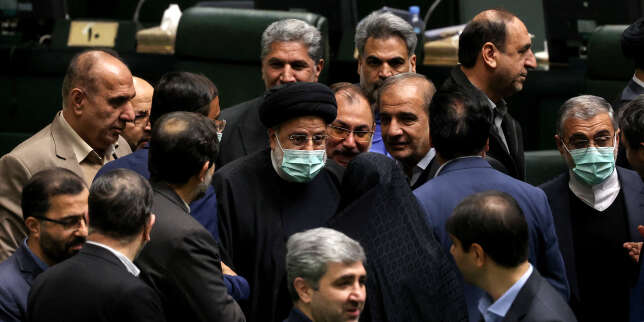 En Iran, la défense du régime érigée en priorité budgétaire