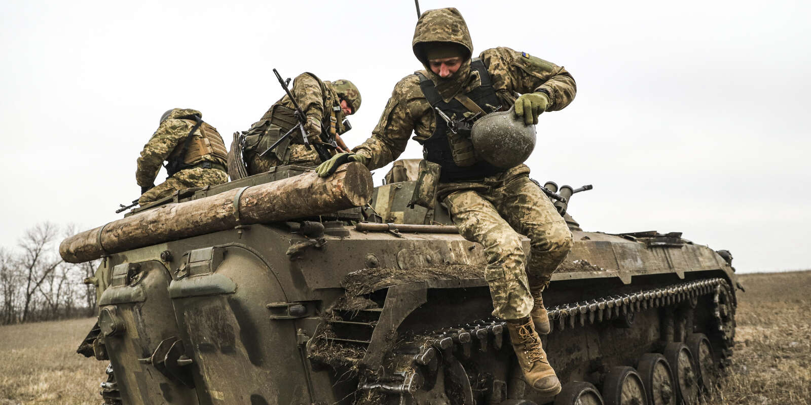 Exercice au combat des forces ukrainiennes dans la région de Zaporijia, le 24 janvier 2023.