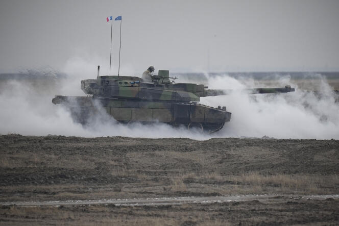 Un char Leclerc, sur un terrain d’entraînement, à Smardan, dans l’est de la Roumanie, le 25 janvier 2023. 