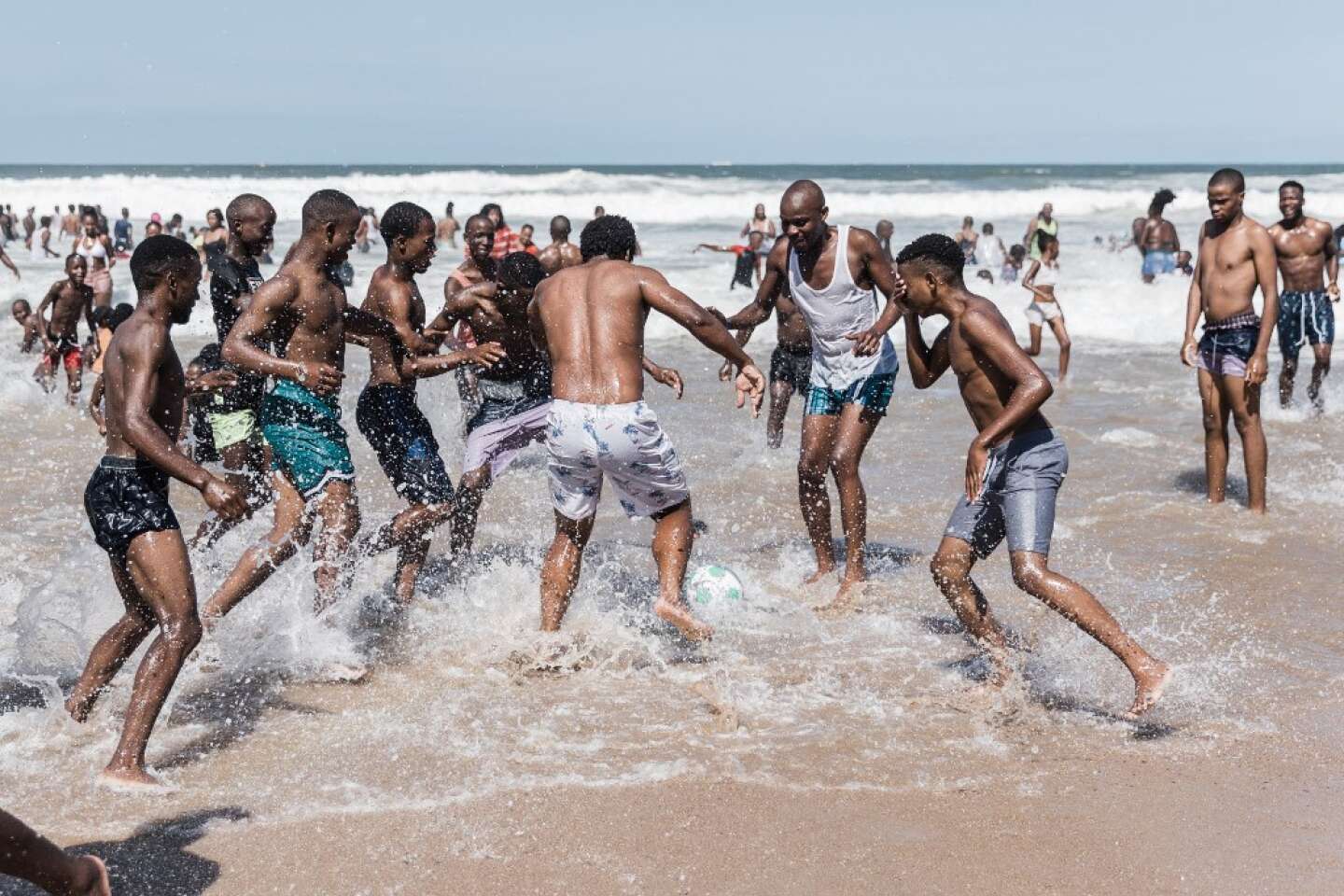 Afrique du Sud : face aux noyades, une « nouvelle culture » de la natation