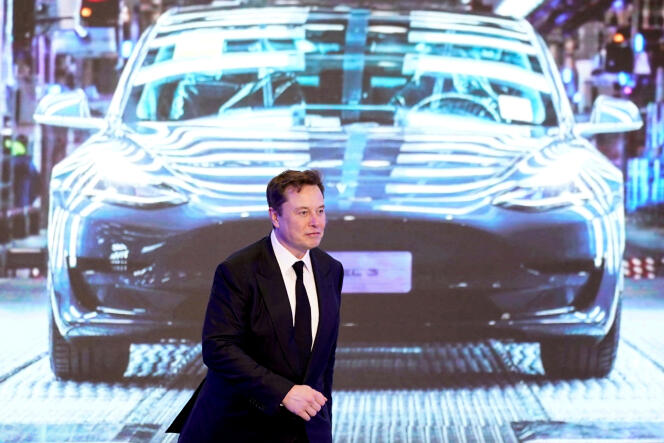 Elon Musk lors de la présentation de la Tesla Model 3, à Shanghaï, le 7 janvier 2020.