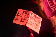 Une pancarte brandie lors d’une manifestation contre le projet de réforme des retraites, le 26 janvier 2023 à Brest.