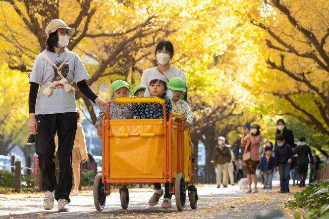 Des enfants de maternelle, à Tokyo, en novembre 2021.