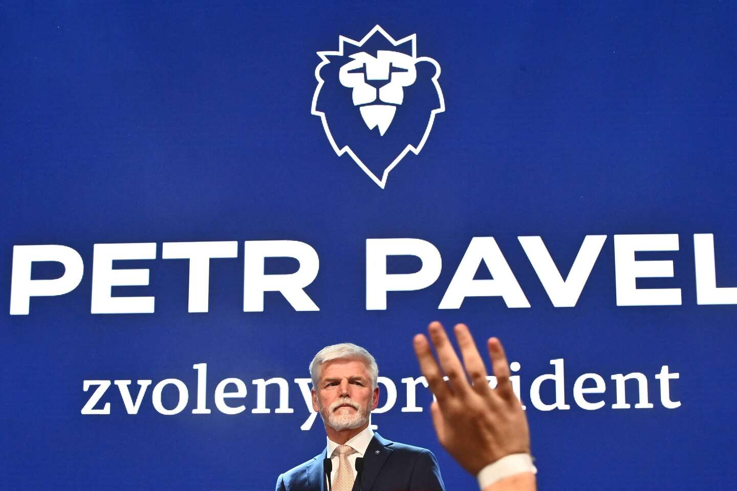 République tchèque : avec l’élection de Petr Pavel, le retour d’un modéré proeuropéen à la présidence du pays