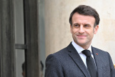Emmanuel Macron, sur le perron de l’Elysée, à Paris, le 24 janvier 2023. 