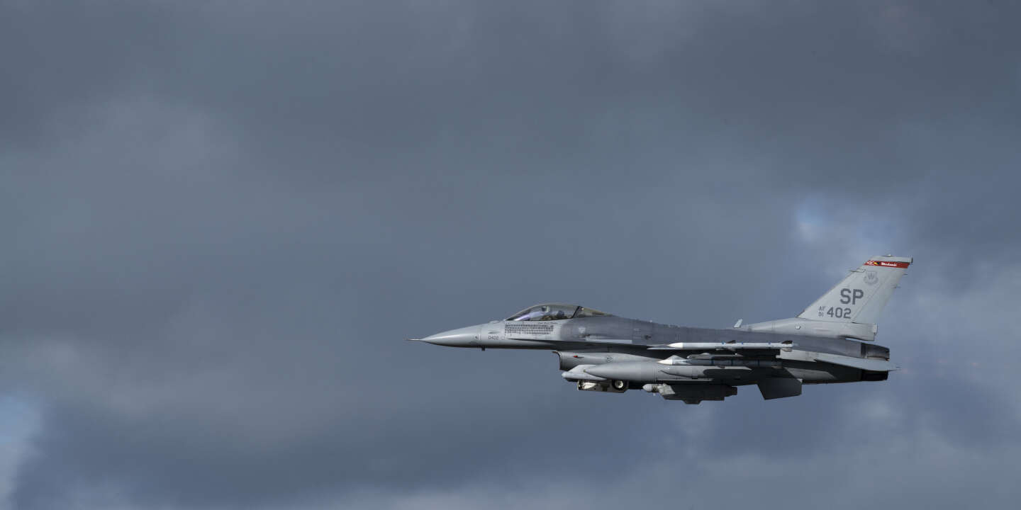 War in Ukraine: Sending fighter jets no longer 'taboo' for some Kyiv allies