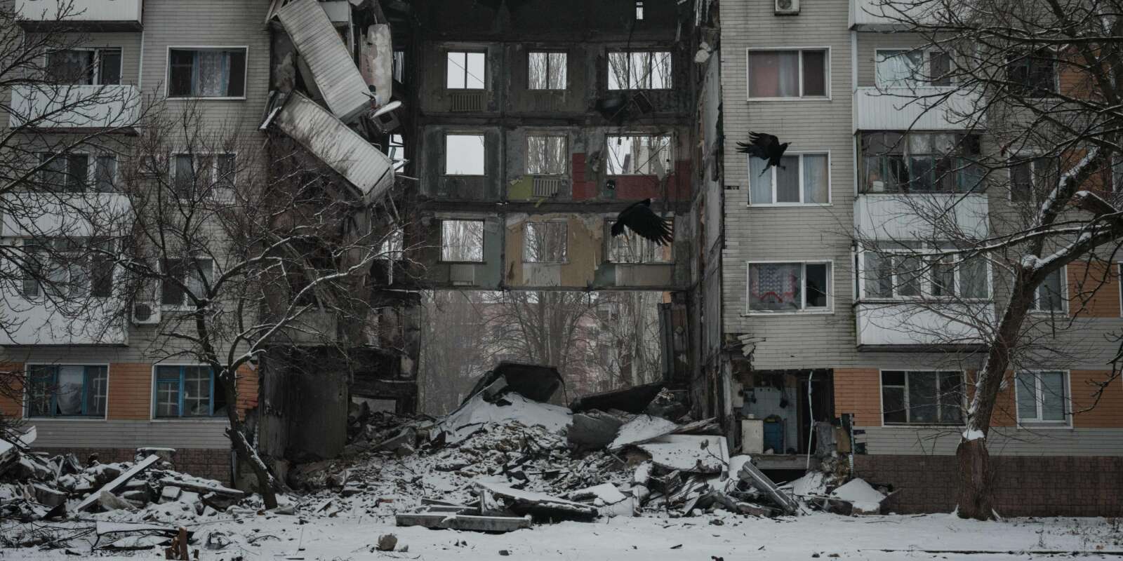 Immeuble détruit par des frappes russes à Bakhmout, dans la région de Donetsk, le 30 janvier 2023.