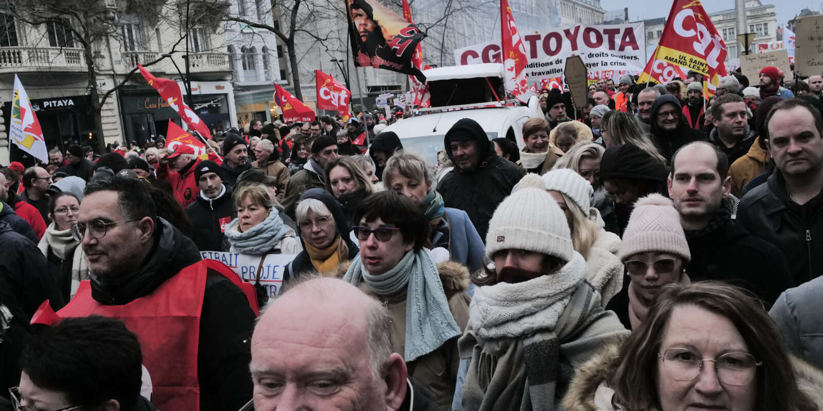Dans le cortège de la manifestation contre la réforme des retraites, à Valenciennes, le 31 janvier 2023.