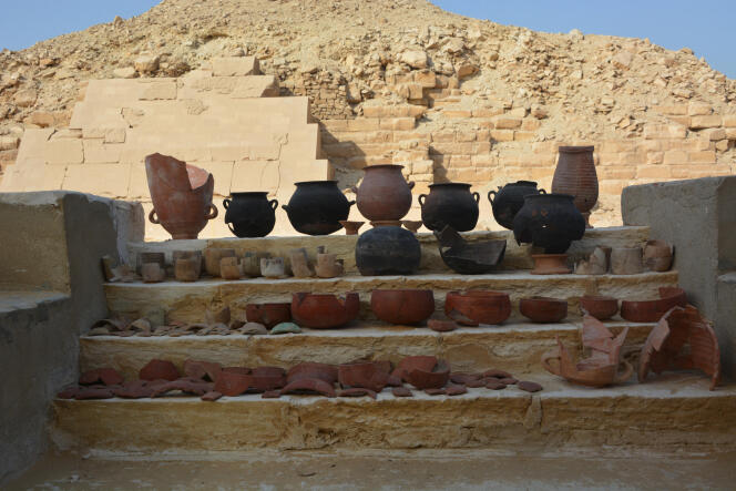 Vases de l’atelier d’embaumement de Saqqara (Egypte) découvert en 2016.