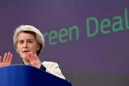 La présidente de la Commission européenne, Ursula von der Leyen, lors d’une conférence de presse à Bruxelles le 1er février 2023.