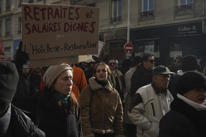 Dans une manifestation contre la réfome des retraites à Lyon, le 31 janvier 2023.