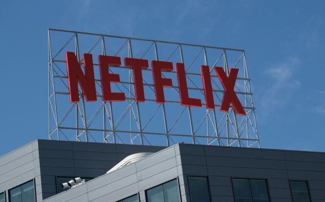 L’enseigne Netflix sur un building à Hollywood, en Californie, en mars 2022.