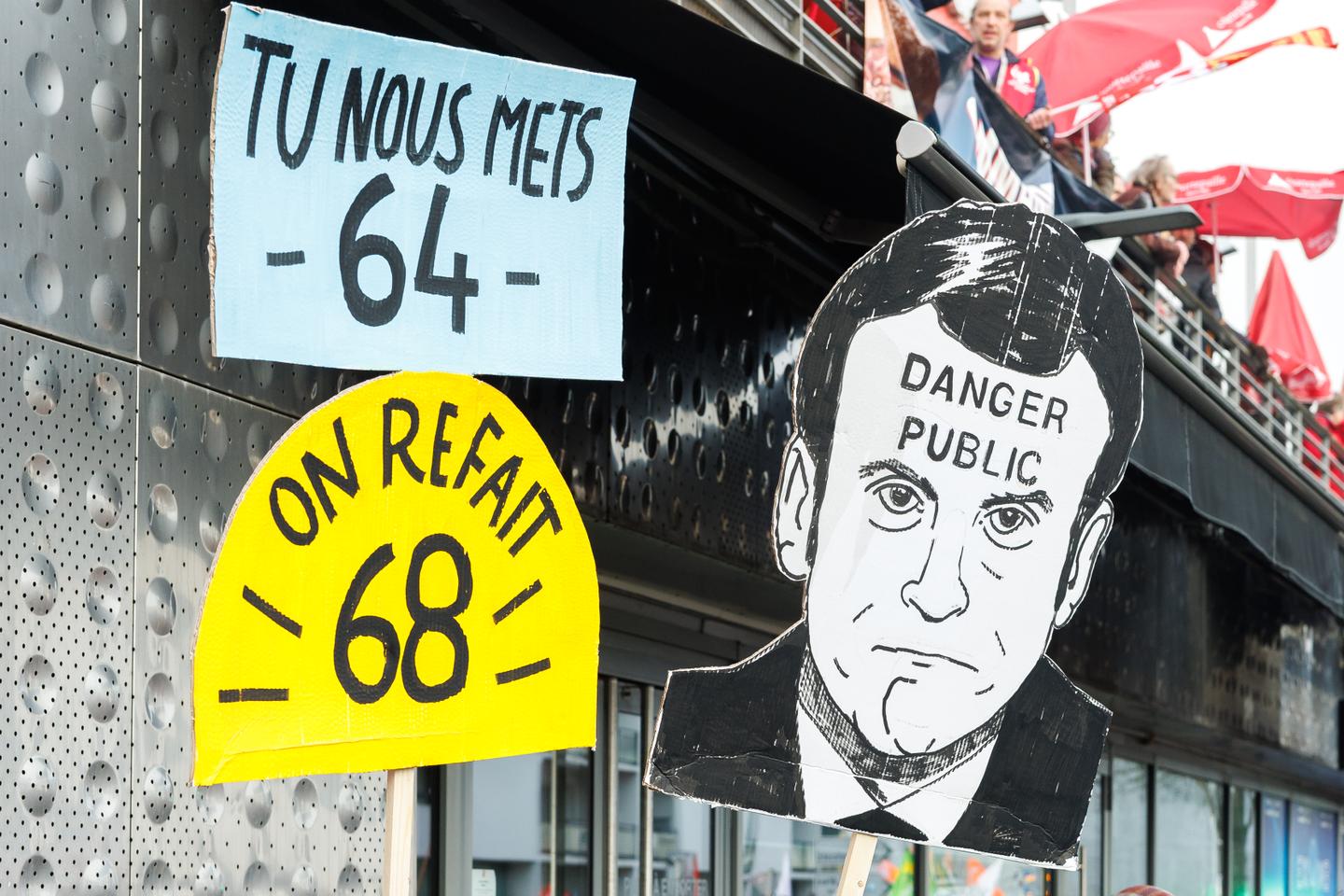 emmanuel-macron-tries-to-project-himself-into-the-day-after-time-news