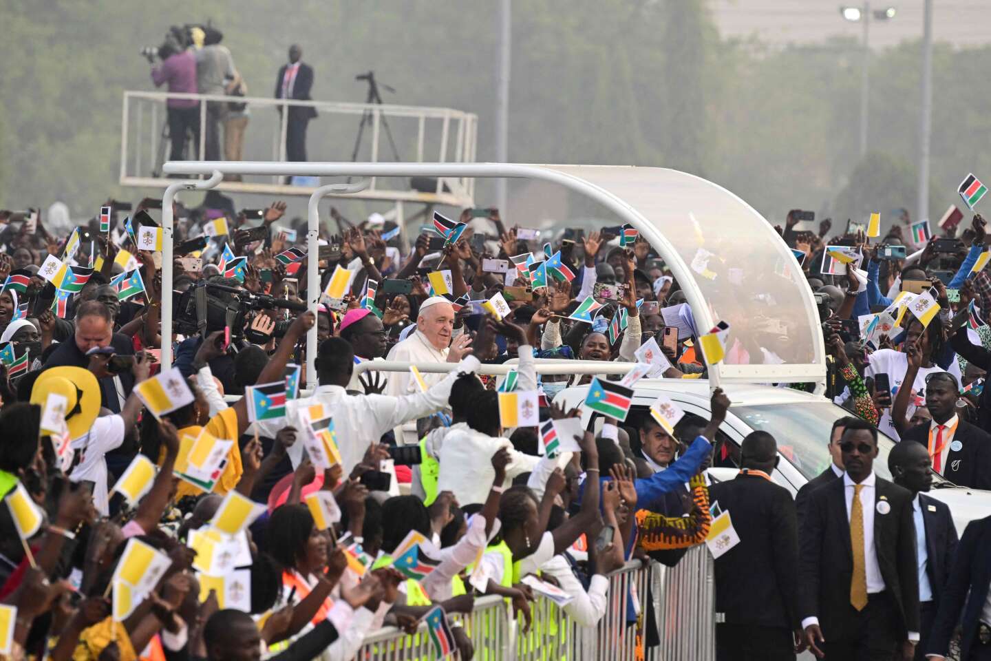 Visite du pape en Afrique : à Djouba, François tente de redonner espoir aux populations