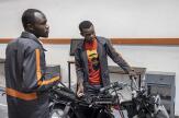 En Afrique, une transition électrique sur deux roues