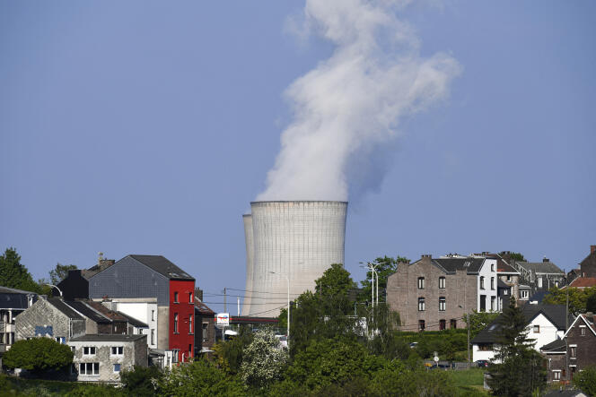La planta de energía nuclear belga en Tihange, cerca de Huy, en la provincia de Lieja, Bélgica, el 6 de mayo de 2022.