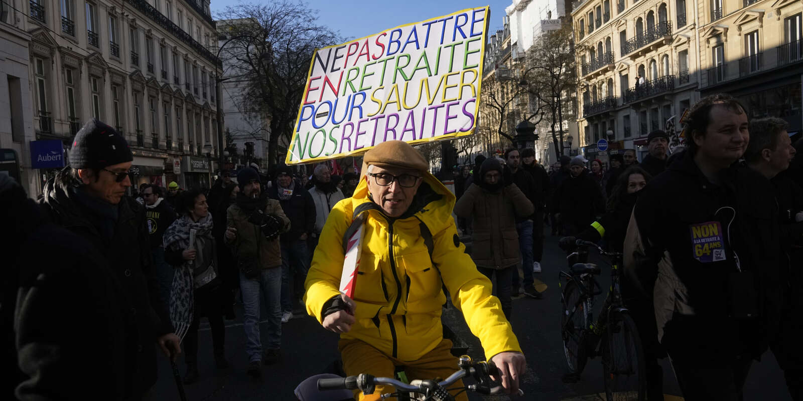 Dans le cortège de la manifestation, à Paris, le 7 février 2023. 