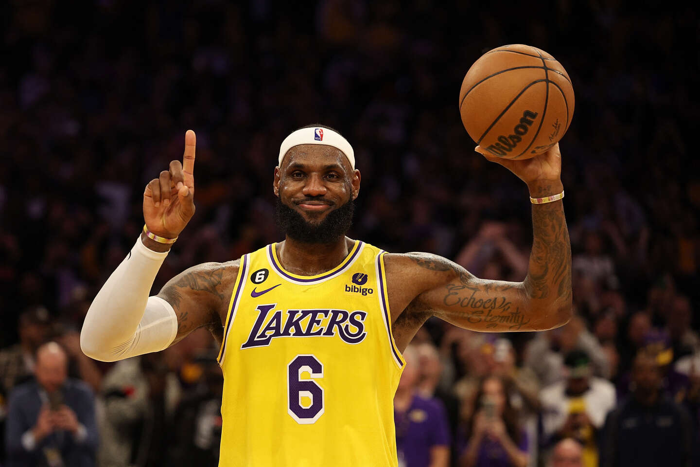 NBA Fans Think The Lakers Will Not Retire LeBron James' No. 6