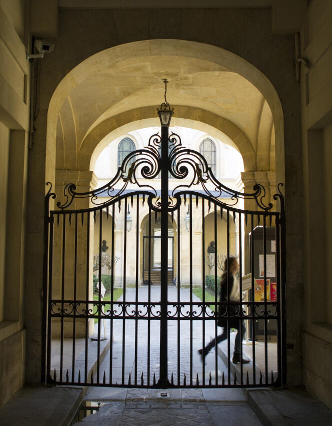 The entrance to the Lycée Henri IV, in Paris.