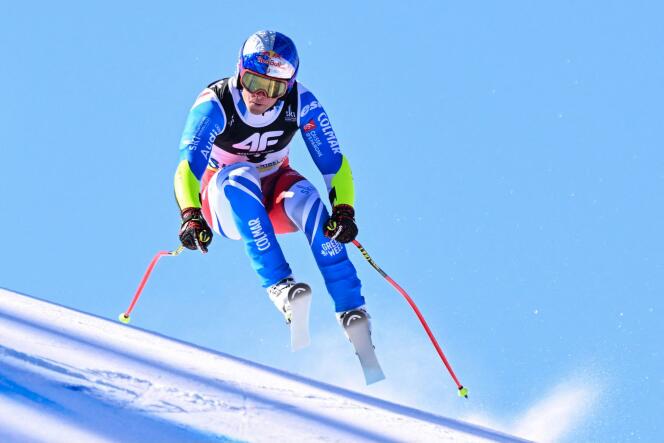 Alexis Pinturault ganó la medalla de bronce en el super-G del campeonato mundial, en Courchevel (Saboya), el jueves 9 de febrero de 2023.