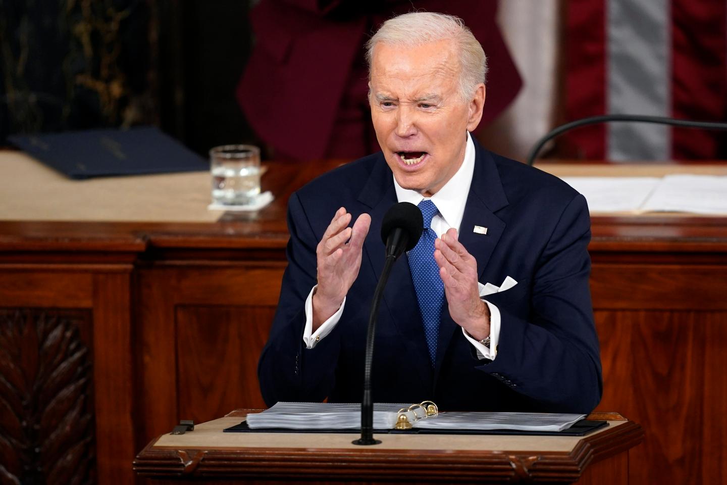 Joe Biden condena las ganancias excesivas, sin poder hacer mucho al respecto