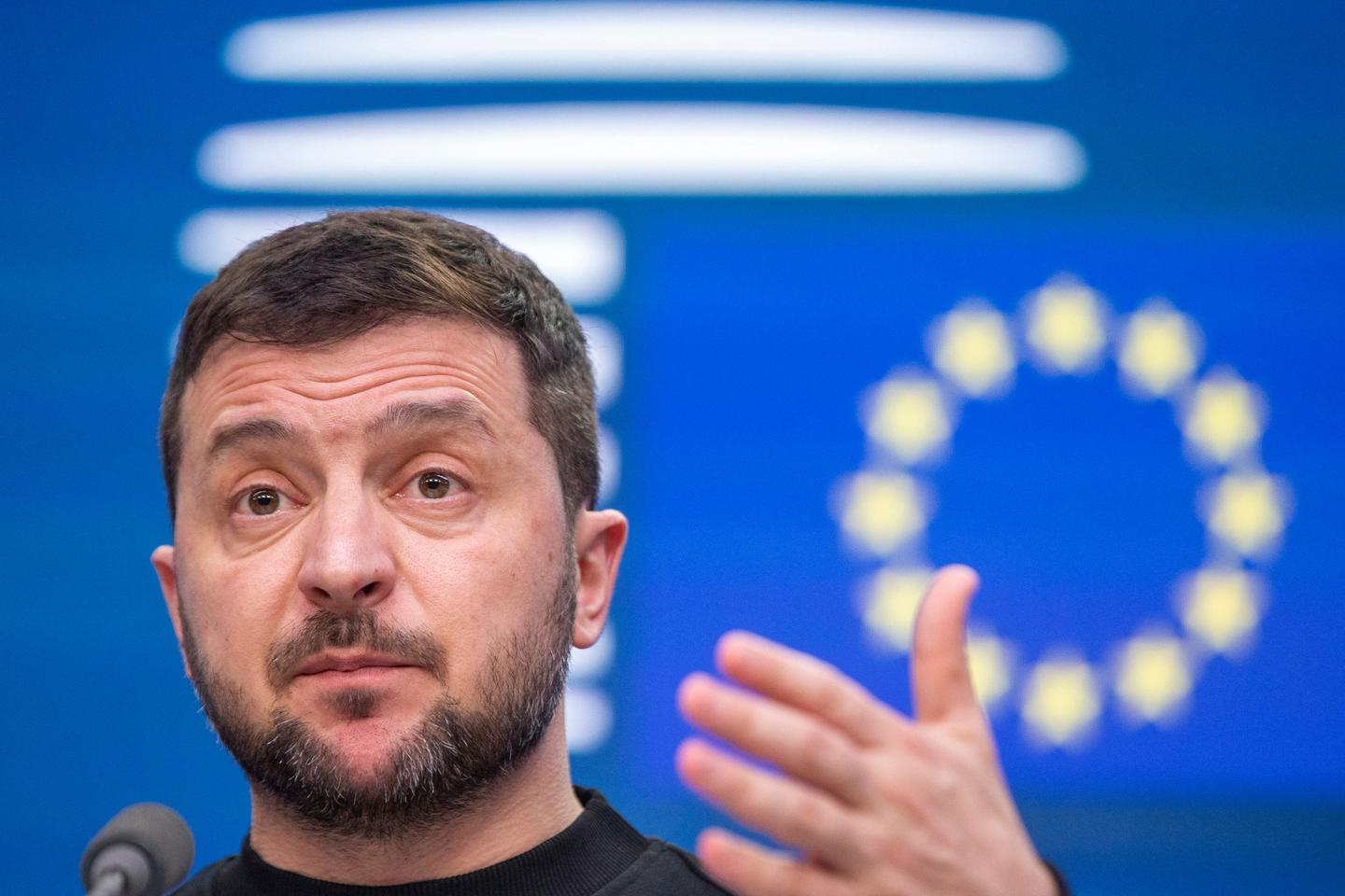 « Si certains aux Etats-Unis peuvent imaginer sacrifier l’Ukraine, les Européens, eux, n’ont pas ce luxe-là. L’Ukraine, désormais, c’est chez eux »
